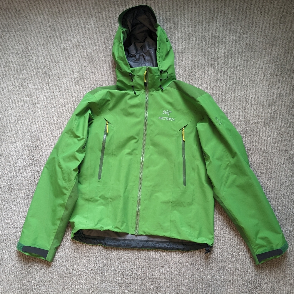 Arcteryx Beta AR Men's Medium